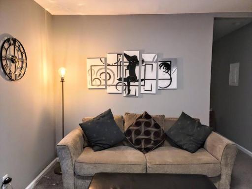 Modern home minutes from downtown ATL and airport - Housity