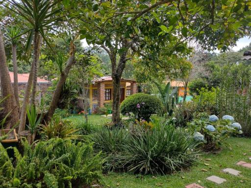 HOSTAL CABAÑAS AVE MARIA - Housity