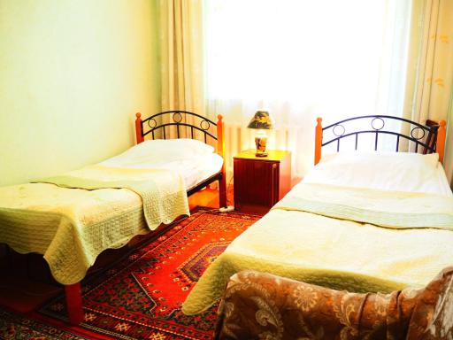 Baktygul guesthouse - Housity