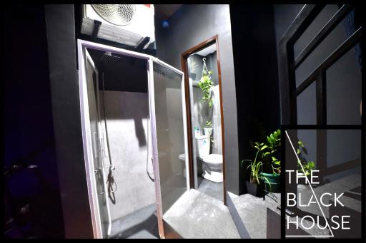 The Black House - Housity