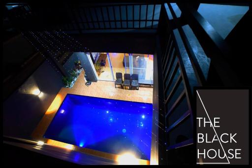 The Black House - Housity