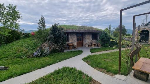 Hobbit eco house -Ždrelo - Housity