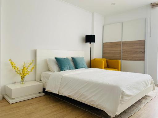 The apartment near the beach in Oeiras - Housity