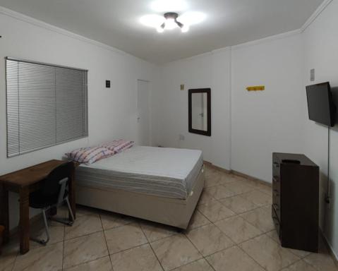 Casa Privativa Metrô Penha - Housity