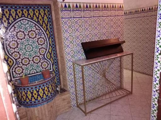 Dar Sam - Purple Room - Housity