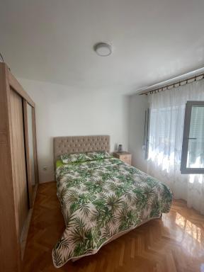 Apartment Vrbisao - Housity