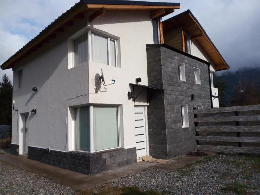 ALBANTA Lago Puelo - Housity