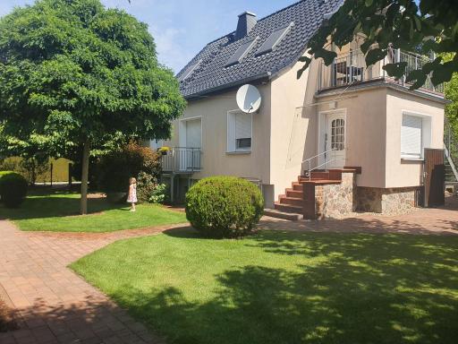 Ferienhaus in unberührter Natur mit zwei Schlafzimmern - Housity