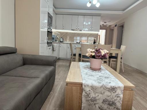 Къща за гости ТАТЯНА / GUEST HOUSE TATIANA - Housity