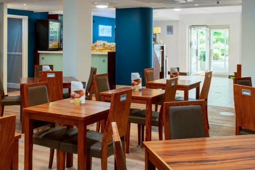 Holiday Inn Express York, an IHG Hotel - Housity