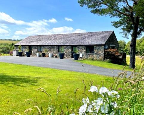 Lune Cottage nestled between Lake District and Yorkshire Dales - Housity