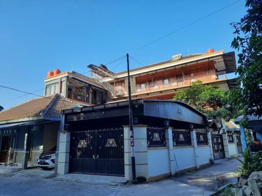 De Ernie Guesthouse - Housity