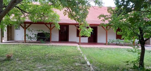 Fülei Vendégház - Housity