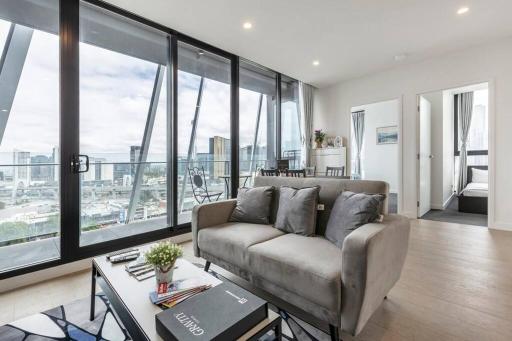 Modern 2 Beds Apartment with Amazing City View - Housity