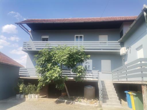 Apartman ŠIPA - Housity
