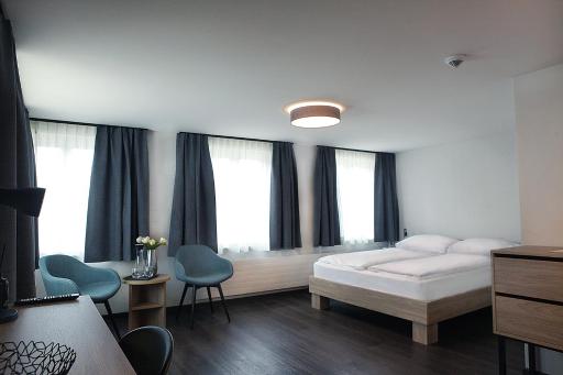 Dihei - Hotel, Lounge, Bar - Housity