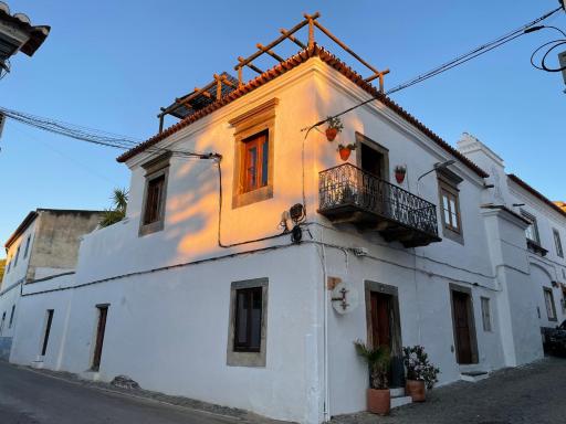 Casa da Praça - Mourão - Housity