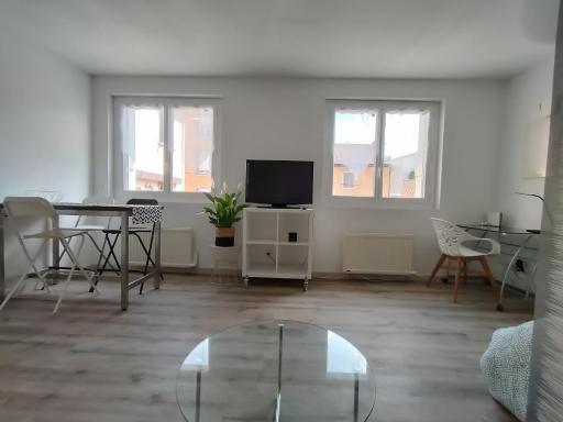 Bel appartement avec micro ext et parking privé - Housity