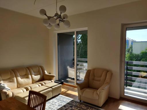 Top floor apartment with balcony in Mustamäe - Housity
