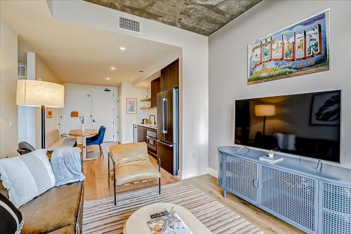Natiivo Greetings From Austin - Housity