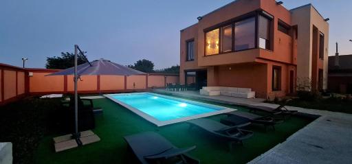 Rebeth Villa-Vila moderna cu piscina, langa Bucuresti - Housity