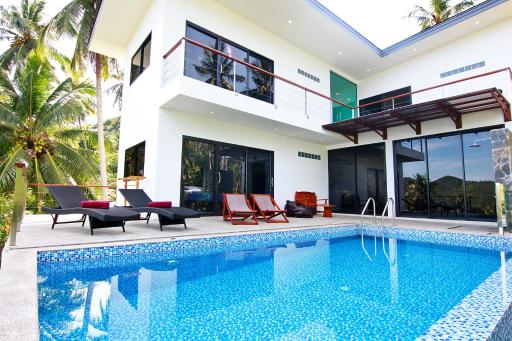 2 Bays Villa - Housity