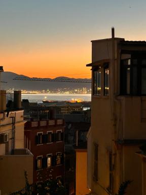Sylvian Suites, Stylish and Comfortable, Sleeps 4 - Housity