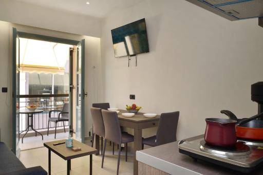 Rex Apartments - Housity