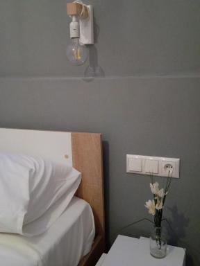 George & Dimitra's House - Housity