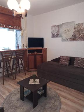apartman u Jagodini - Housity