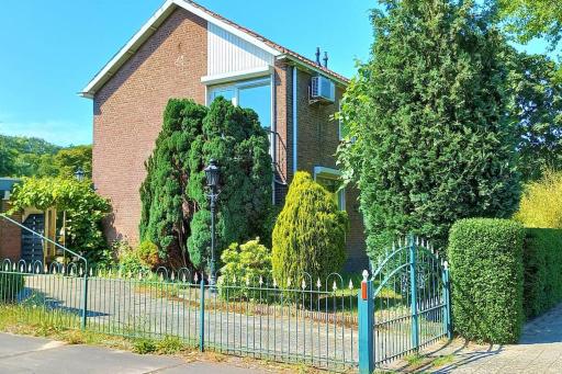 Nice house, 5 minutes walking distance from forest - Housity