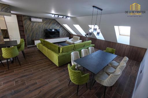 DeLux Center Apartments Inđija - Housity
