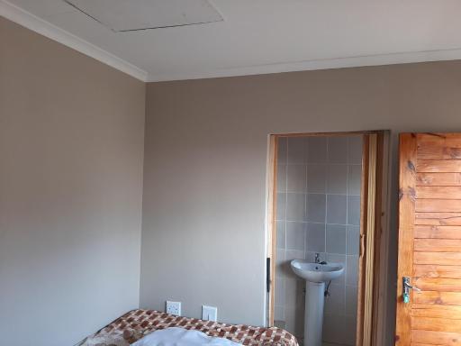 Central Cottages - Housity