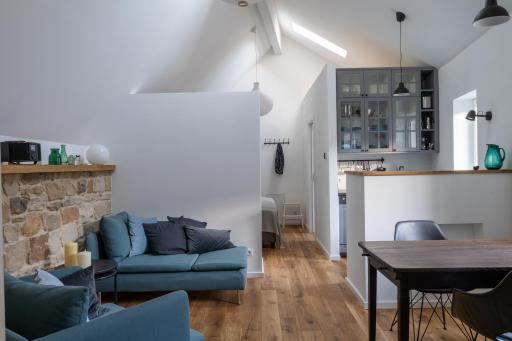 Neue Dachwohnung im Herzen von Gönnheim - Housity