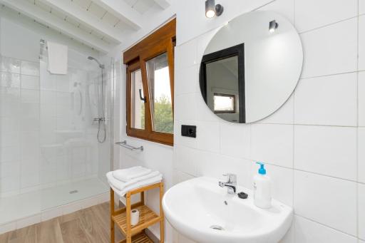 BENEDICTA FAMILY ROOMS - Housity