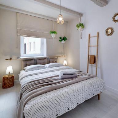 CZAS NA GÓRY Jedlina-Zdrój. Apartament na 5 - Housity