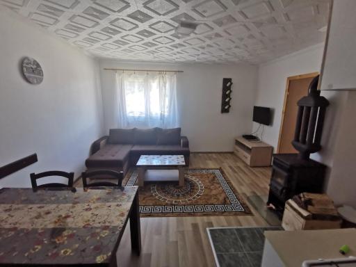 Apartmani Momčilo - Housity