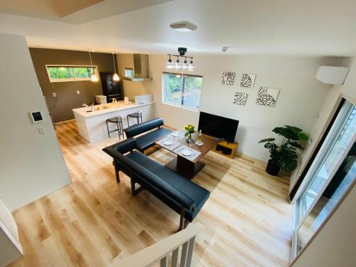 Compass Duo - Housity