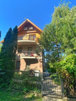 Mandarin Apartman - Housity