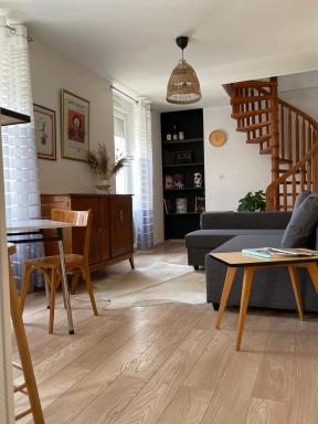 La Cuvée , duplex à Gevrey Chambertin. - Housity