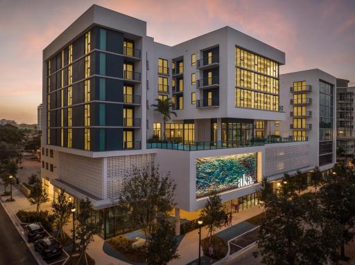 AKA West Palm - Housity