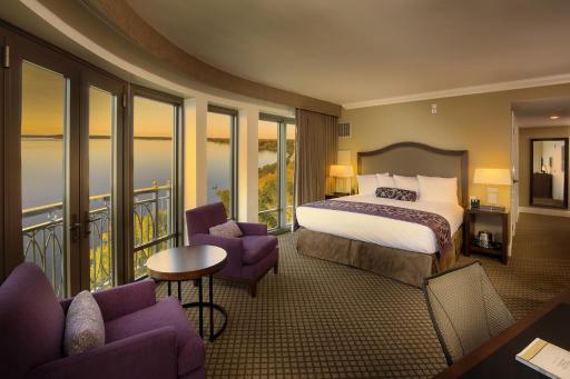 The Edgewater - Housity