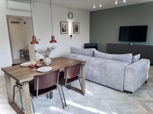 Hill Top apartment in central Kedainiai - Housity