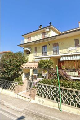 Glam House - Housity