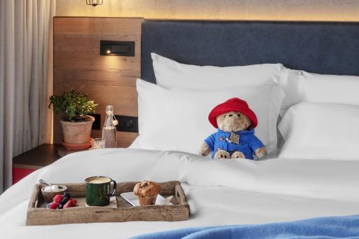 Treehouse Hotel London - Housity