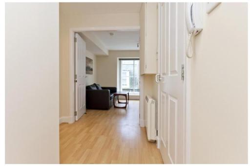 One Bedroom Blissful Apartment in Aberdeen - Housity