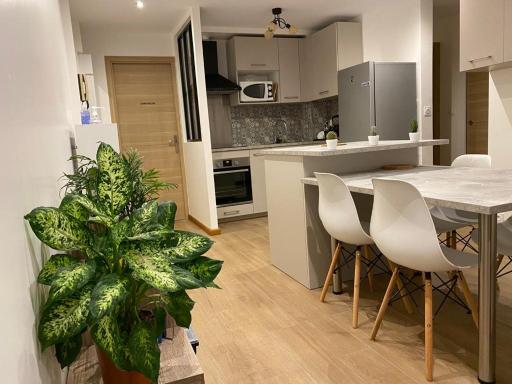 chambre dans mon magnifique appartement proche de Paris - Housity