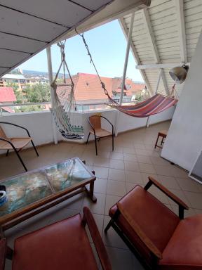 Penthouse Apartment in Leo's Villa - Housity