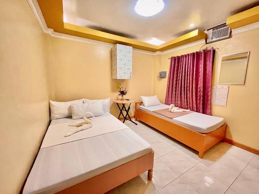 Wency Amor Hotel - Housity