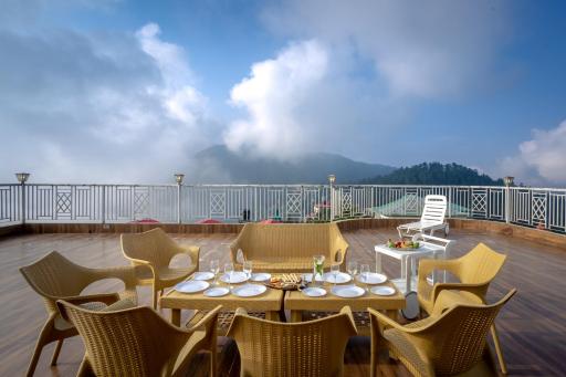 Hostie Mystica-Highest Penthouse with Terrace, Mashobra - Housity